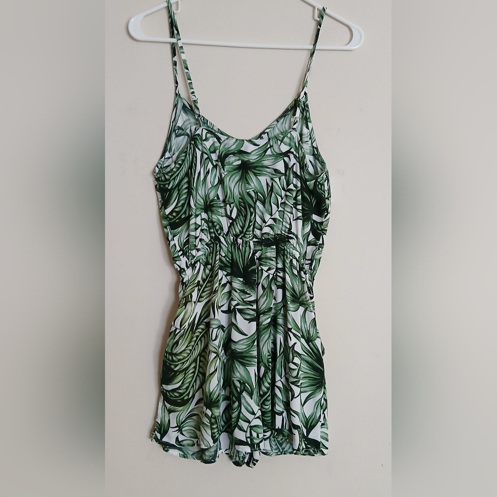 H&M Divided Green Palm Leaf Print Sleeveless Romper - Picture 4 of 6